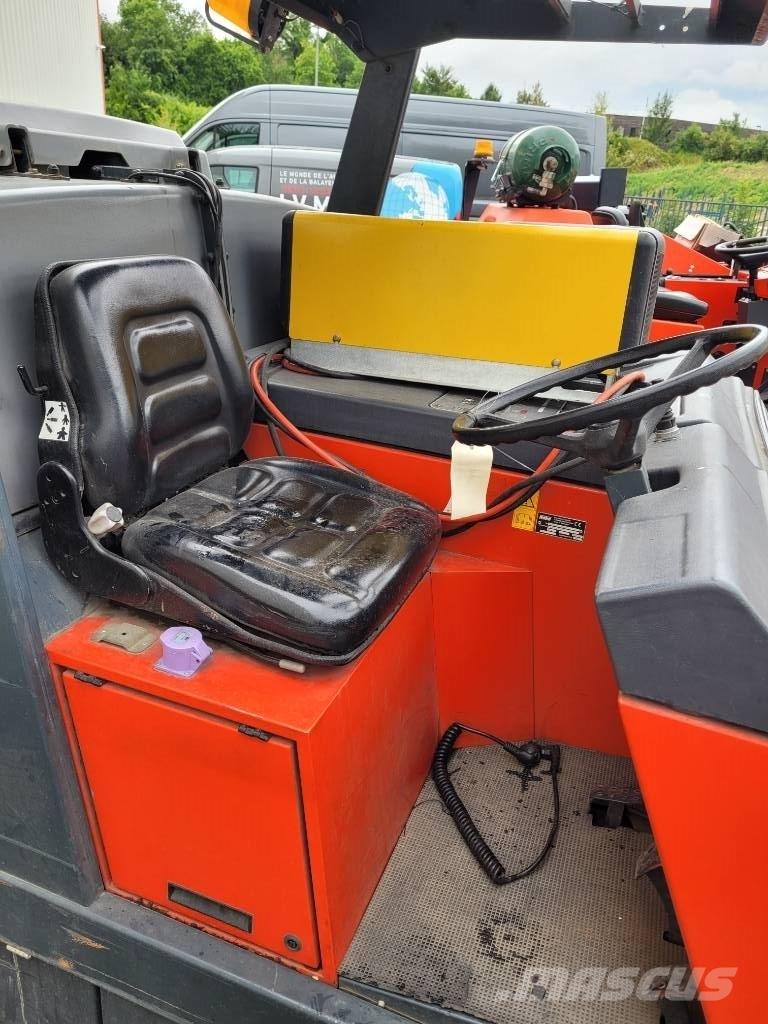 Hako 1500 B Πλυντικές  μηχανές σάρωθρα