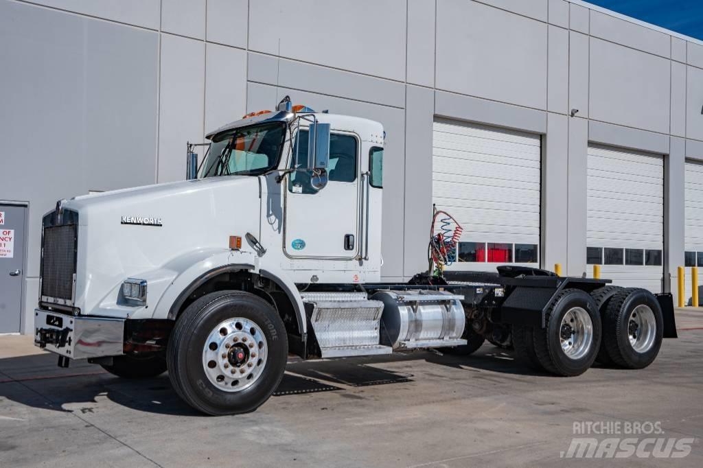 Kenworth T 800 Τράκτορες