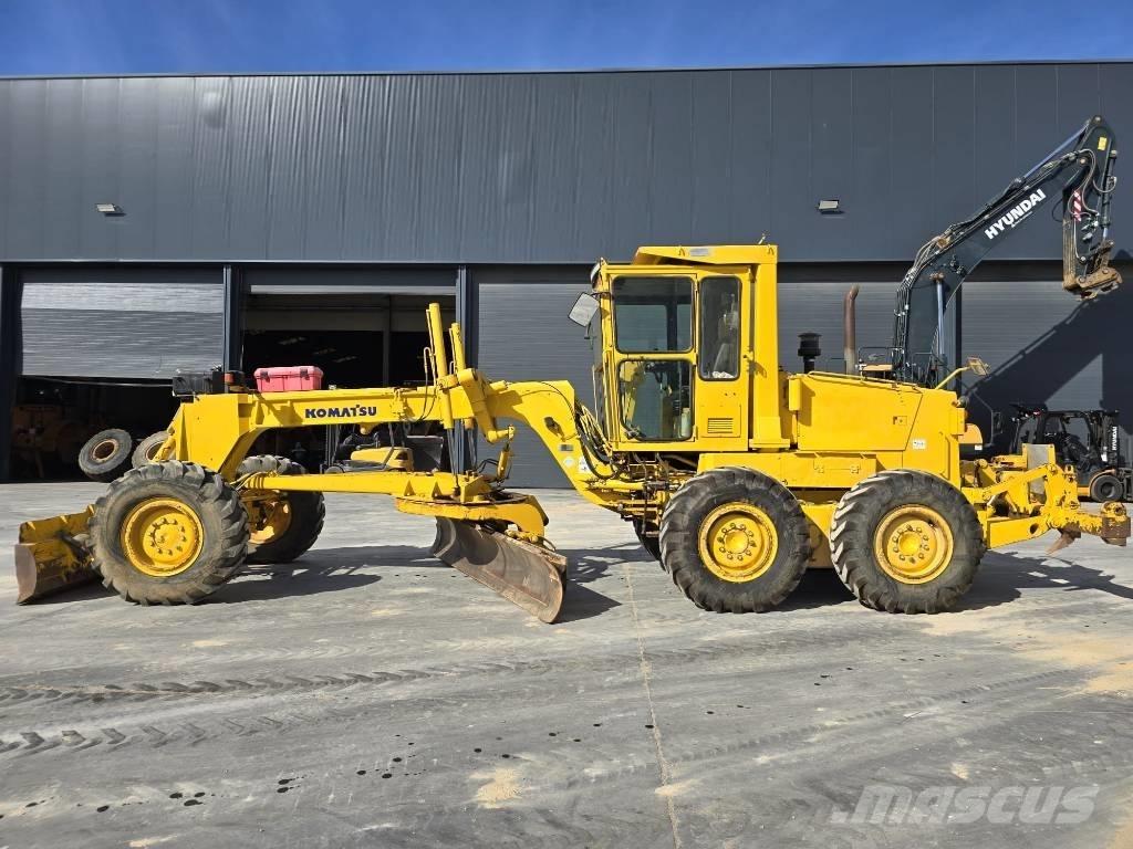 Komatsu GD521A-1 Γκρέιντερς