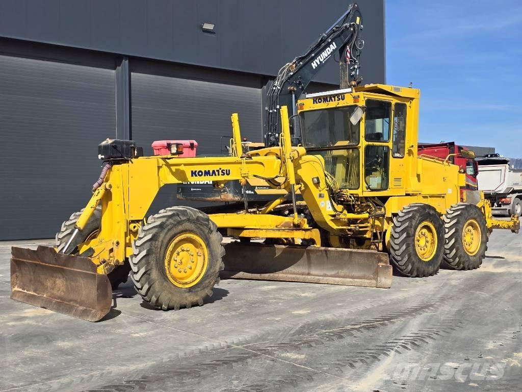 Komatsu GD521A-1 Γκρέιντερς
