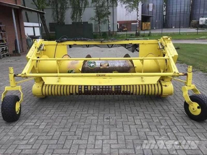 John Deere 630 B Αξεσουάρ μηχανών σανού και χορτονομής