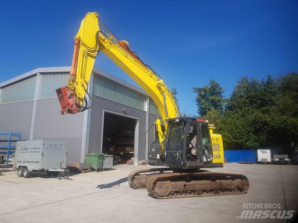 Hitachi ZX225USLC-5 Εκσκαφείς με ερπύστριες