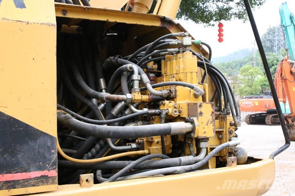 CAT 320BU Εκσκαφείς με ερπύστριες