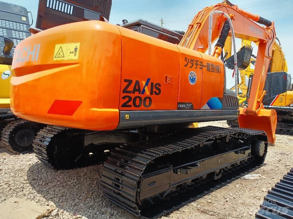 Hitachi ZX 200 Εκσκαφείς με ερπύστριες