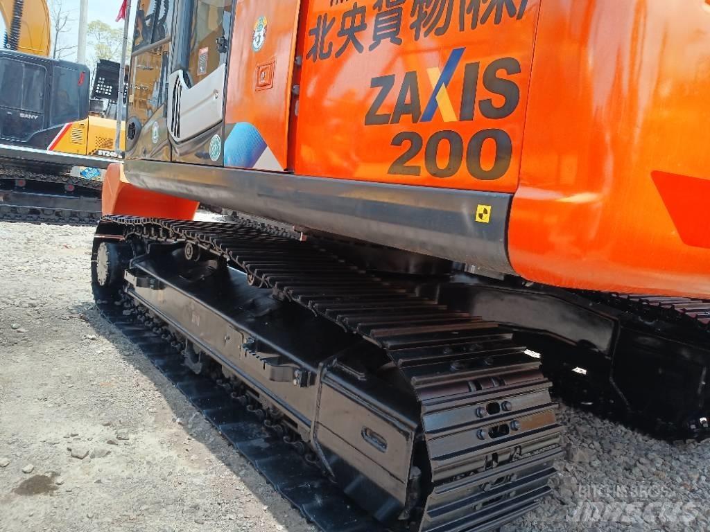 Hitachi ZX 200 Εκσκαφείς με ερπύστριες