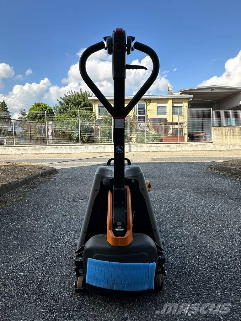 Still ECH 12 C Χειροκίνητο ανυψωτικό αμαξίδιο