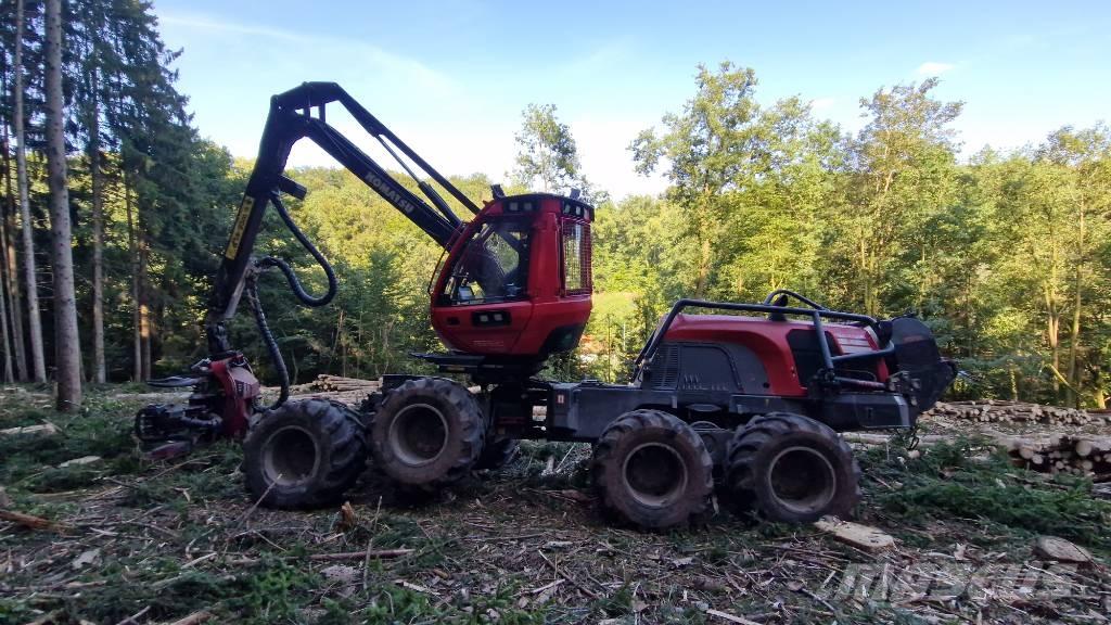 Komatsu 931 XC Θεριζοαλωνιστικές μηχανές
