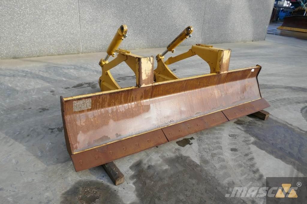 CAT Skidder blade Πτερύγια