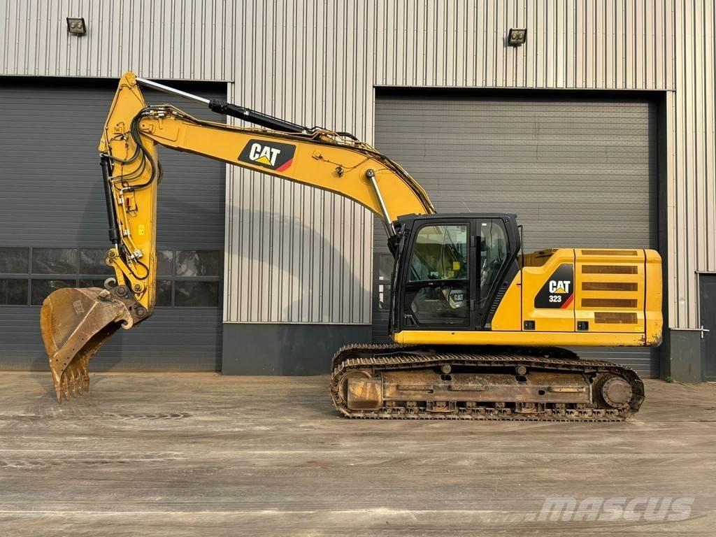 CAT 323 07A Εκσκαφείς με ερπύστριες