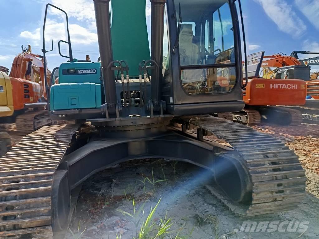 Kobelco SK 210 Εκσκαφείς με ερπύστριες