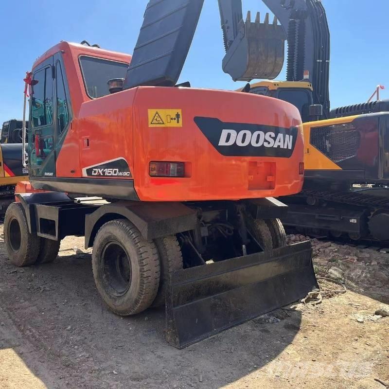Doosan DX150W Εκσκαφείς με τροχούς - λάστιχα