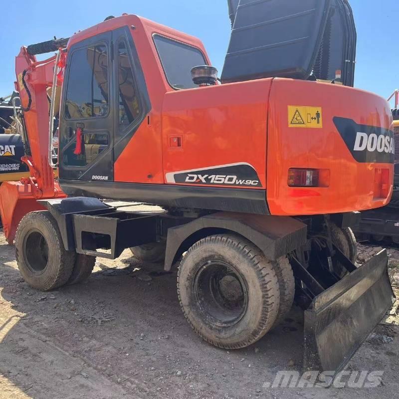 Doosan DX150W Εκσκαφείς με τροχούς - λάστιχα