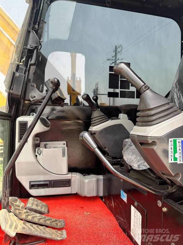 CAT 307E2 Εκσκαφάκι (διαβολάκι) < 7t