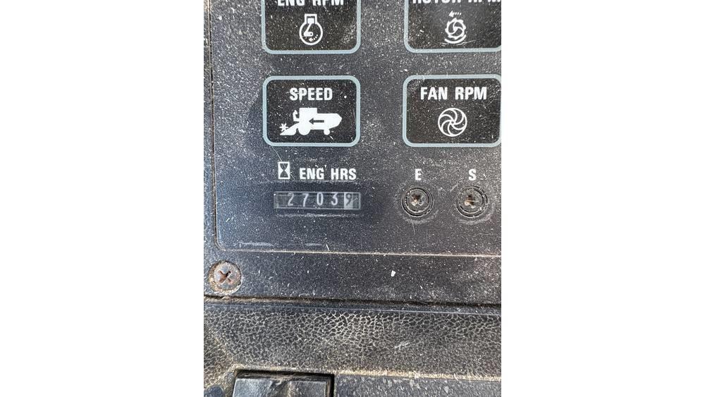 Case IH 1680 Θεριζοαλωνιστικές μηχανές