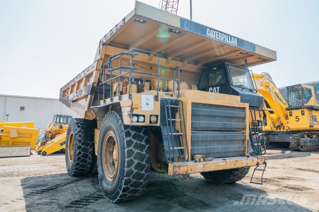 CAT 777 D Άκαμπτα Dumper με ανατρεπόμενο κάδο