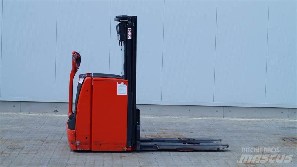 Linde L16i Παλετοφόρα πεζού χειριστή με ιστό