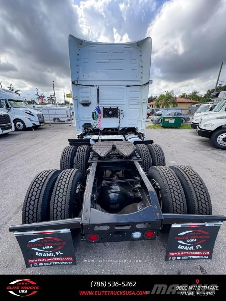 Volvo Commercial VNL Τράκτορες