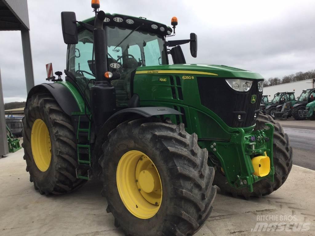 John Deere 6250R Τρακτέρ