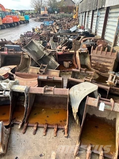  Buckets Assorted Κουβάδες