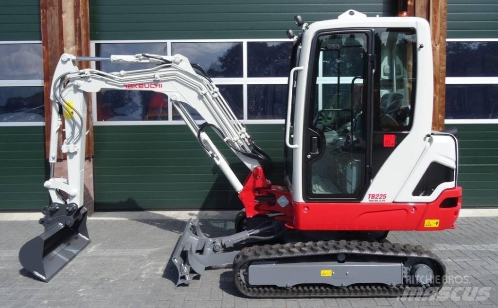 Takeuchi TB 225 Εκσκαφάκι (διαβολάκι) < 7t