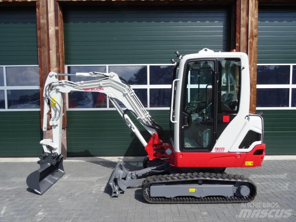 Takeuchi TB 225 Εκσκαφάκι (διαβολάκι) < 7t