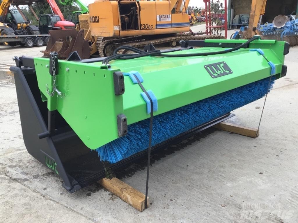 LWC SWEEPER Σκούπες