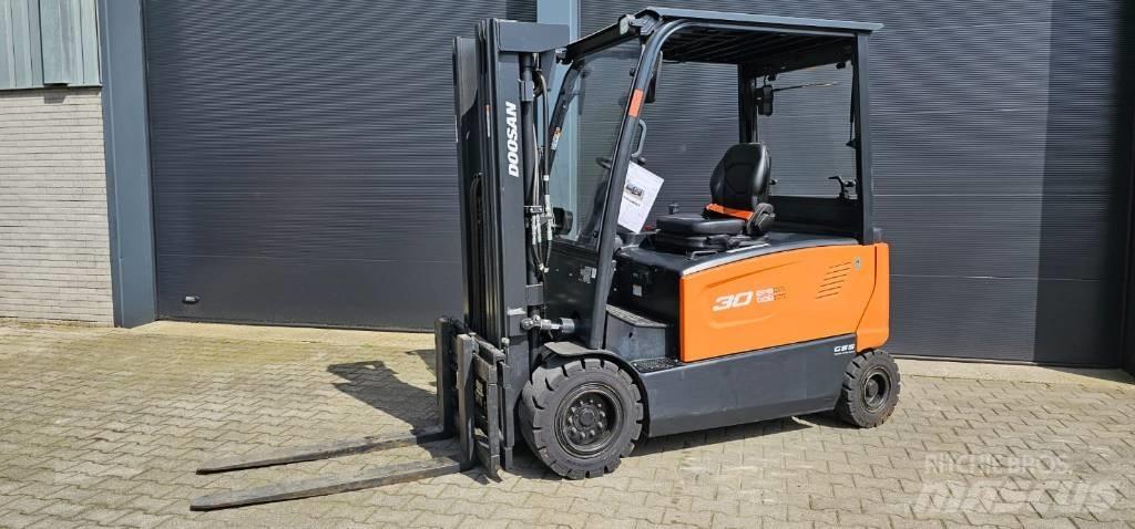 Doosan B 30 X-7 Ηλεκτρικά περονοφόρα ανυψωτικά κλαρκ