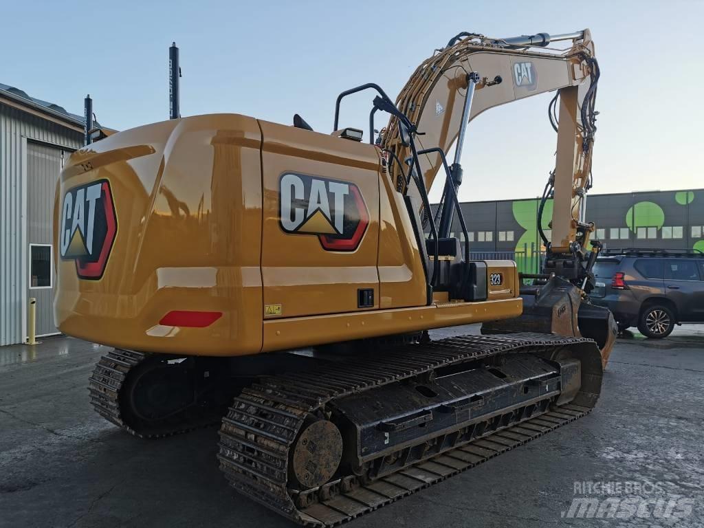 CAT 323 Εκσκαφείς με ερπύστριες