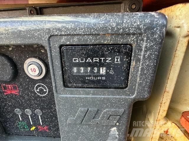 JLG 1230 ES Ανυψωτήρες με κατακόρυφους πυλώνες