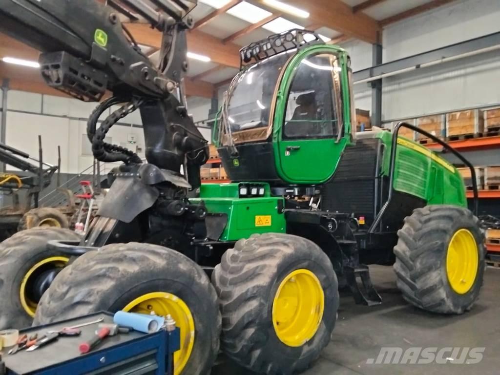John Deere 1270 E Θεριζοαλωνιστικές μηχανές