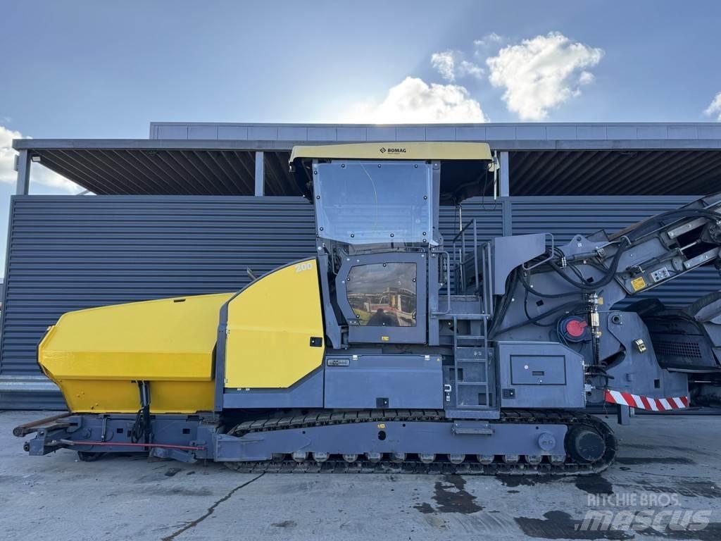 Bomag BMF 2500 S Επίστρωση ασφάλτου