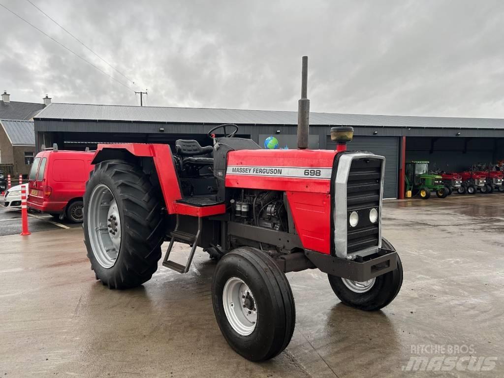 Massey Ferguson 698 Τρακτέρ