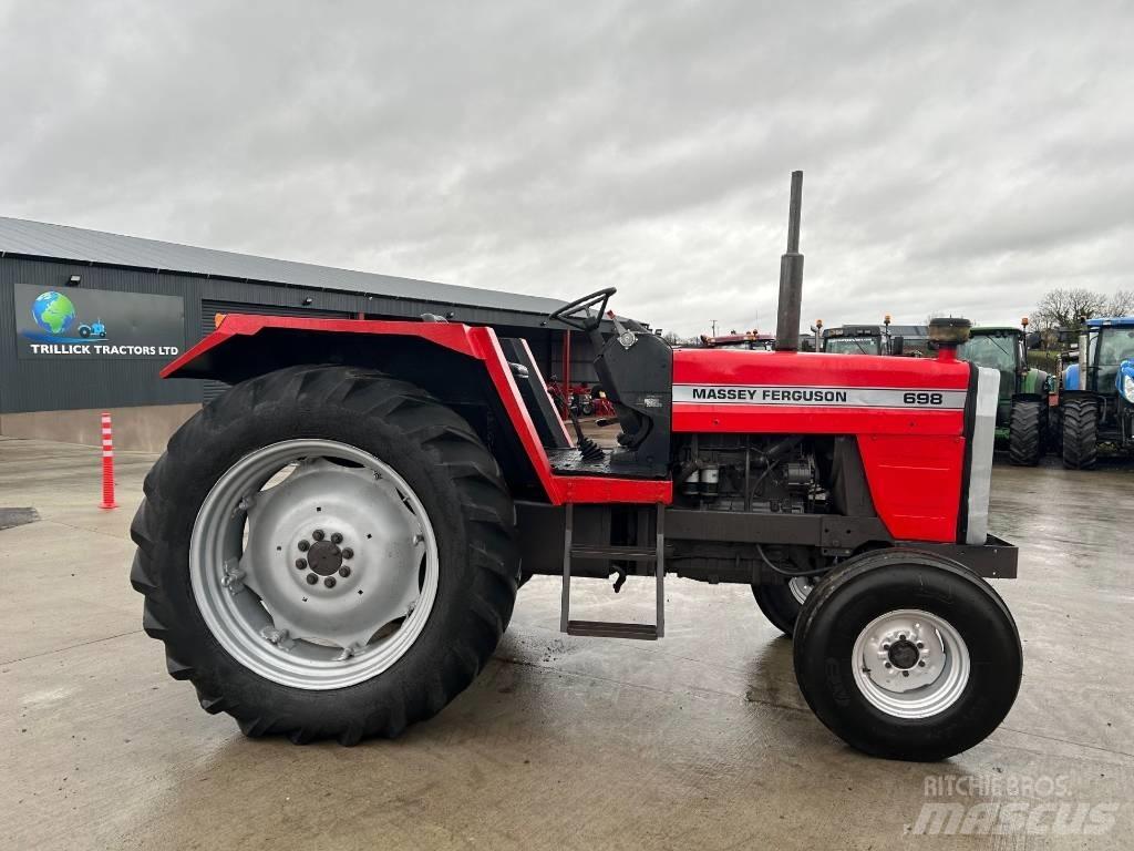 Massey Ferguson 698 Τρακτέρ