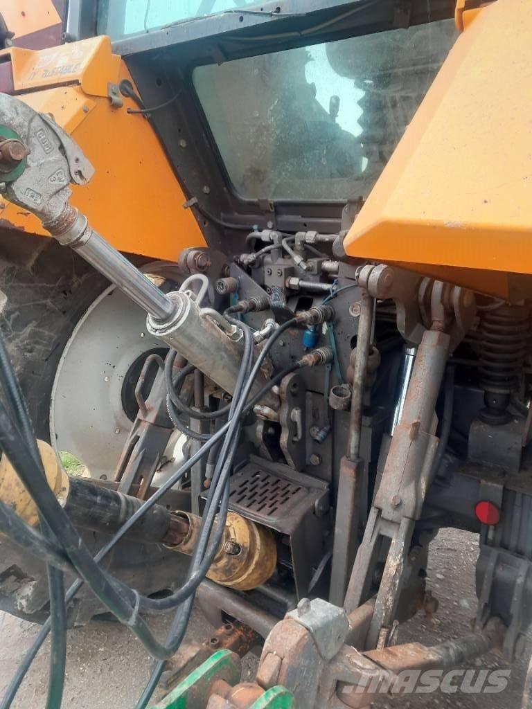 Renault 155-54 TX Τρακτέρ