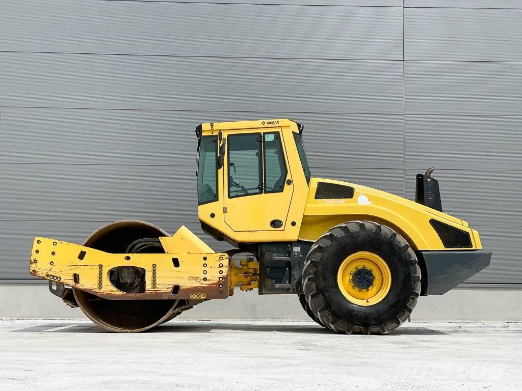 Bomag BW 216 DH-4i Οδοστρωτήρες μονού κυλίνδρου