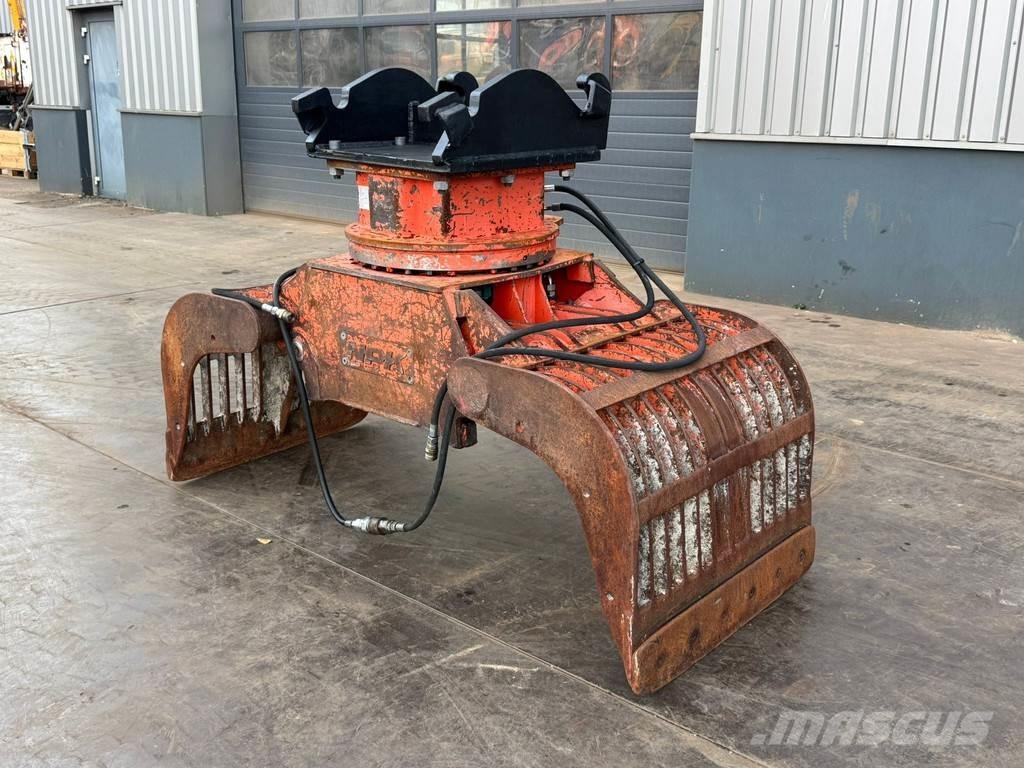 NPK D-2000 Αρπάγες