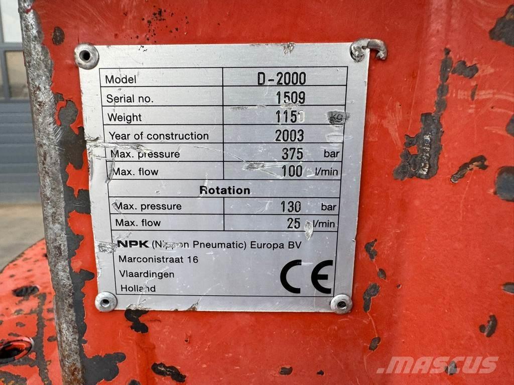 NPK D-2000 Αρπάγες