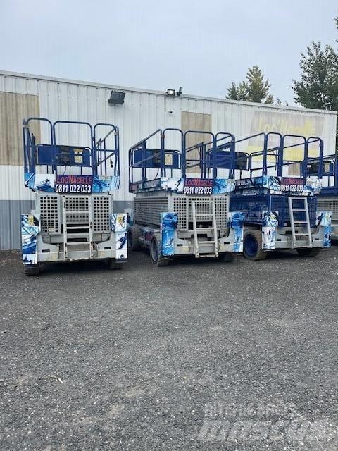 JLG M 3369 XTE Εναέριες πλατφόρμες τοποθετημένες σε φορτηγό