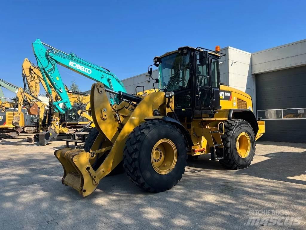 CAT 926M Φορτωτές με λάστιχα (Τροχοφόροι)