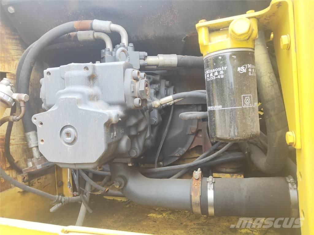 Komatsu PC220-7 Εκσκαφείς με ερπύστριες
