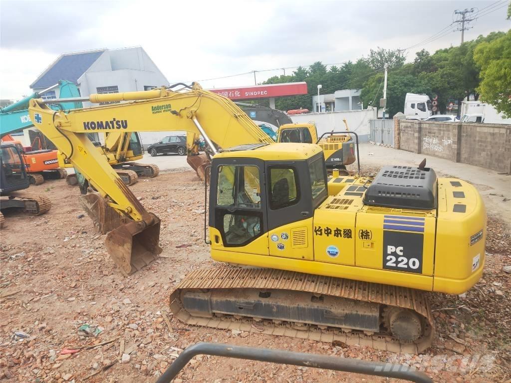 Komatsu PC220-7 Εκσκαφείς με ερπύστριες