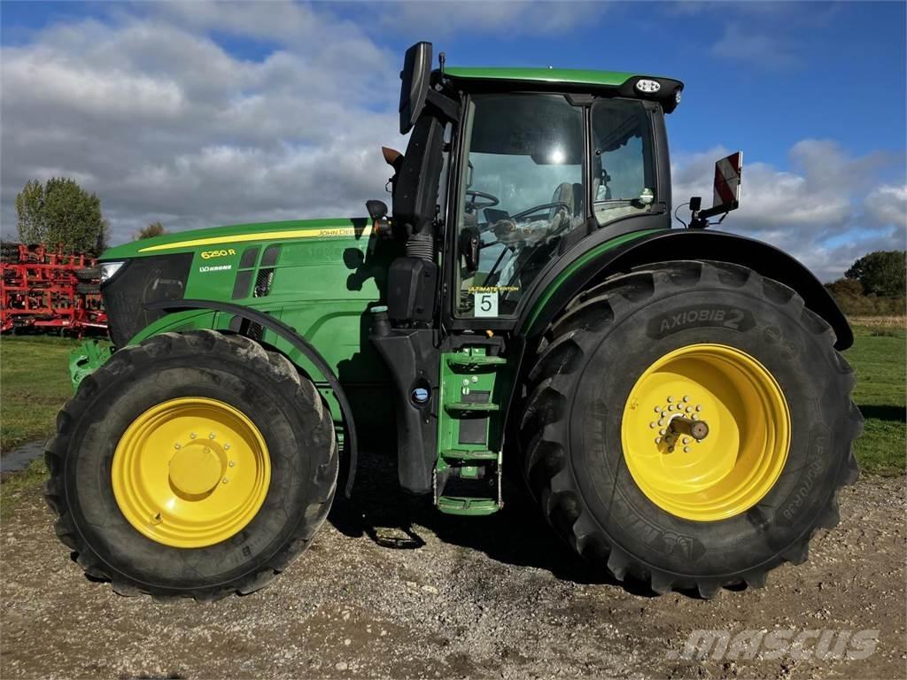 John Deere 6250R Τρακτέρ
