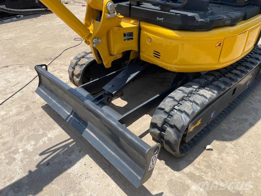 Komatsu PC 20 MR Εκσκαφάκι (διαβολάκι) < 7t