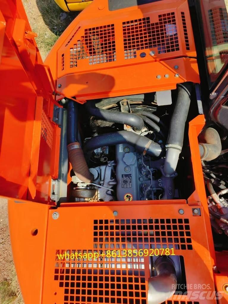 Hitachi ZX 135 US Εκσκαφείς με ερπύστριες