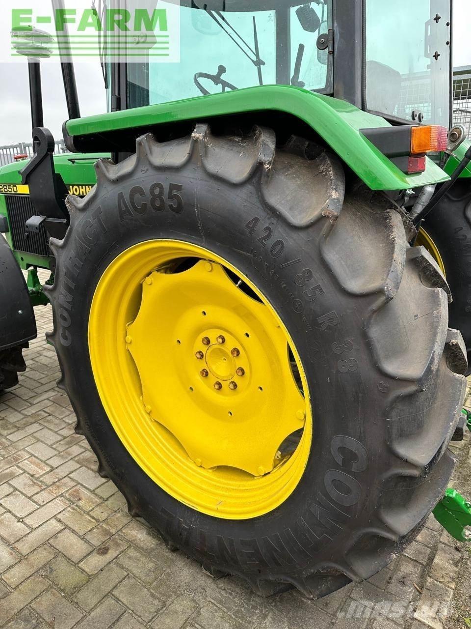 John Deere 2850 Τρακτέρ