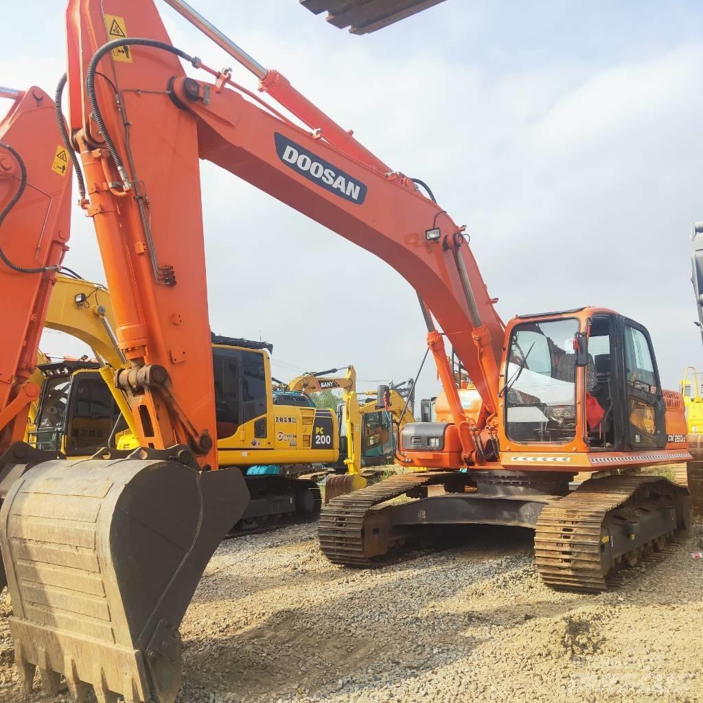 Doosan DX260LC Εκσκαφείς με ερπύστριες