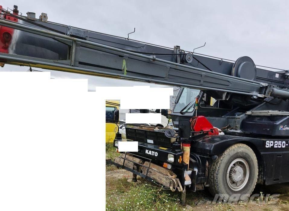 Kato KR 25 H V-2 Γερανοί ανώμαλου εδάφους