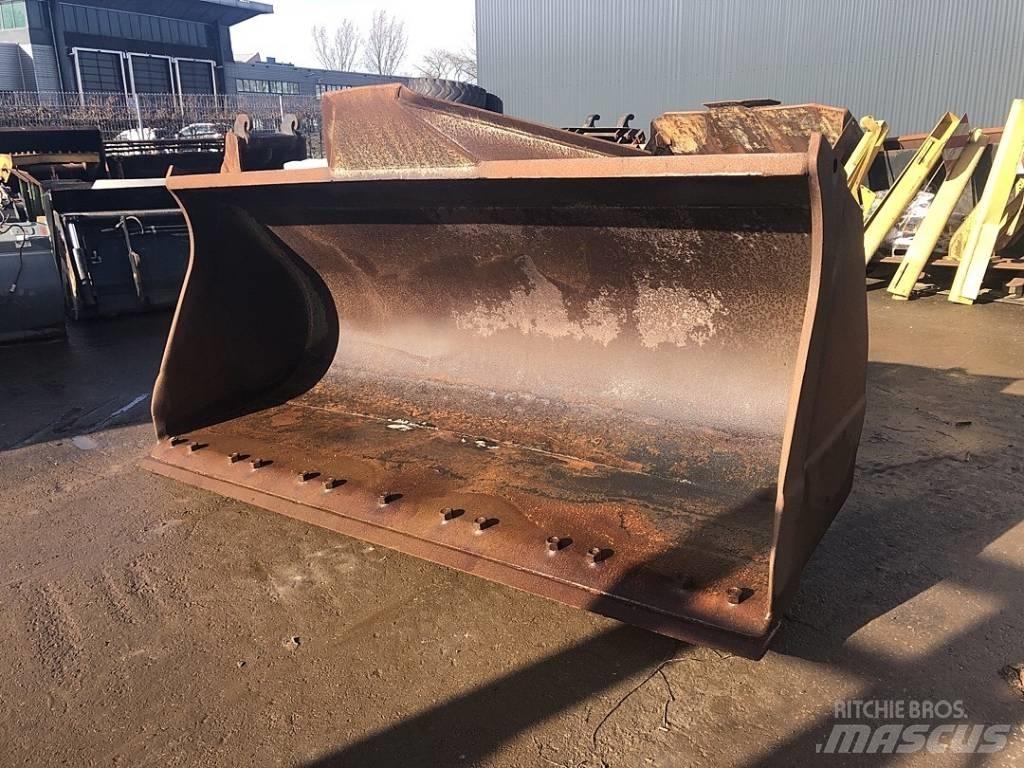 Volvo L60/70 Κουβάδες