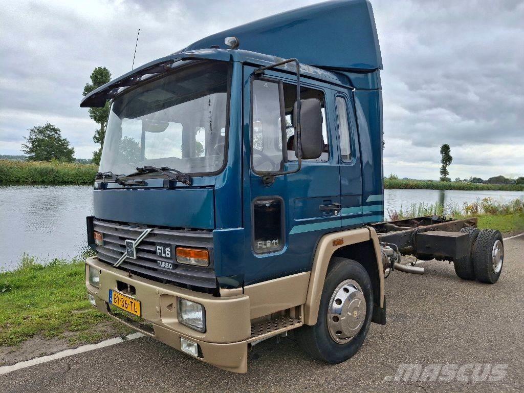 Volvo FL611 Φορτηγά Σασί