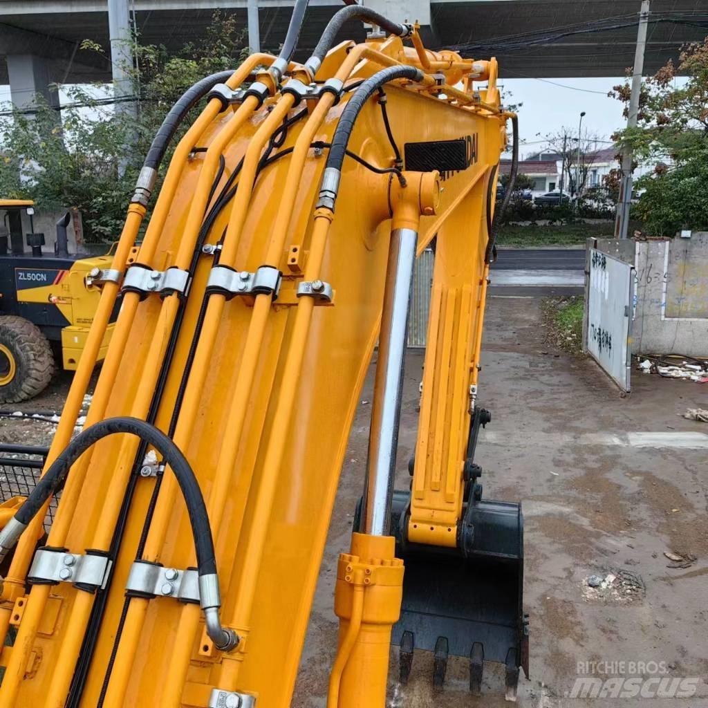 Hyundai R220LC-9 Εκσκαφείς με ερπύστριες